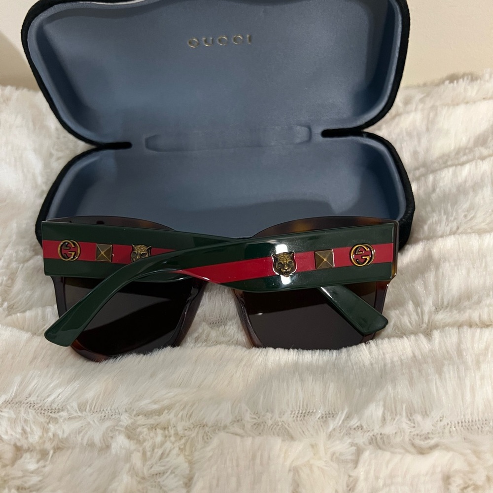 Gucci Sunglasses - Picture 2 of 4